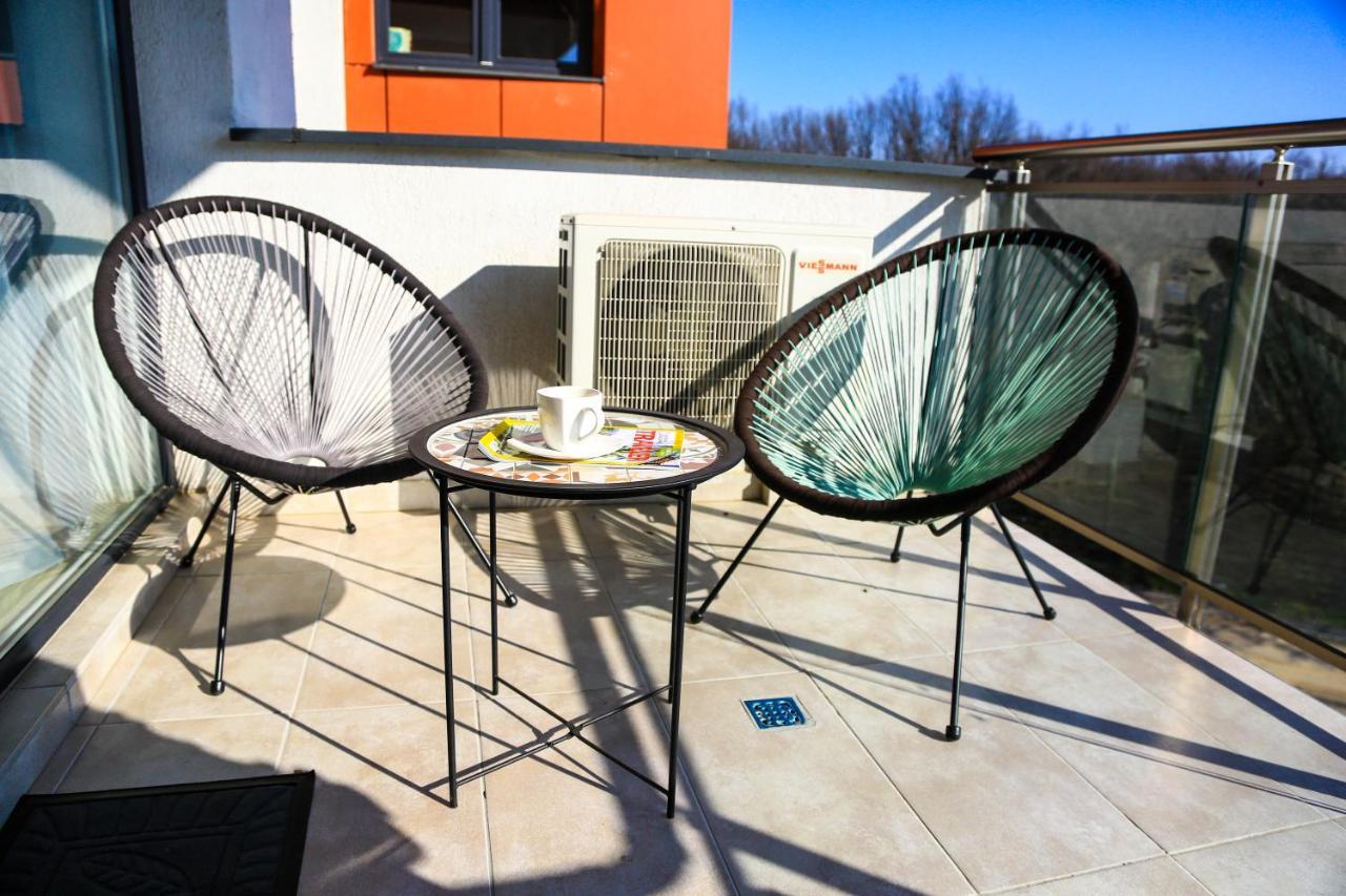 Apartment Dominic By The Forest Timisoara